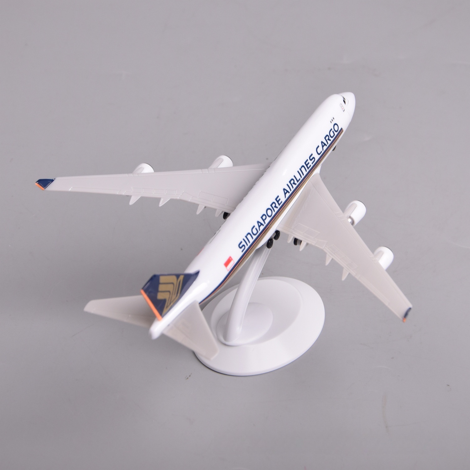เครื่องบินจำลอง 20 ซม. ทำจากพล - Model Airplane Plastic บทวิจารณ์และราคา